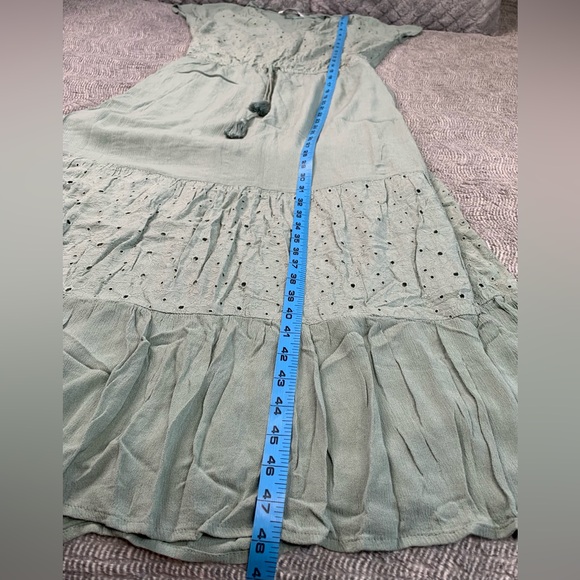 Sonoma Women’s Gauze Eyelet Tiered Maxi Dress size medium - Picture 14 of 14